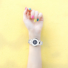 Load image into Gallery viewer, Afro print Ndop3 Stainless Steel Quartz Watch
