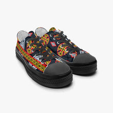 Load image into Gallery viewer, Black Sneaker Black Converse Low Tops Black Sneaker